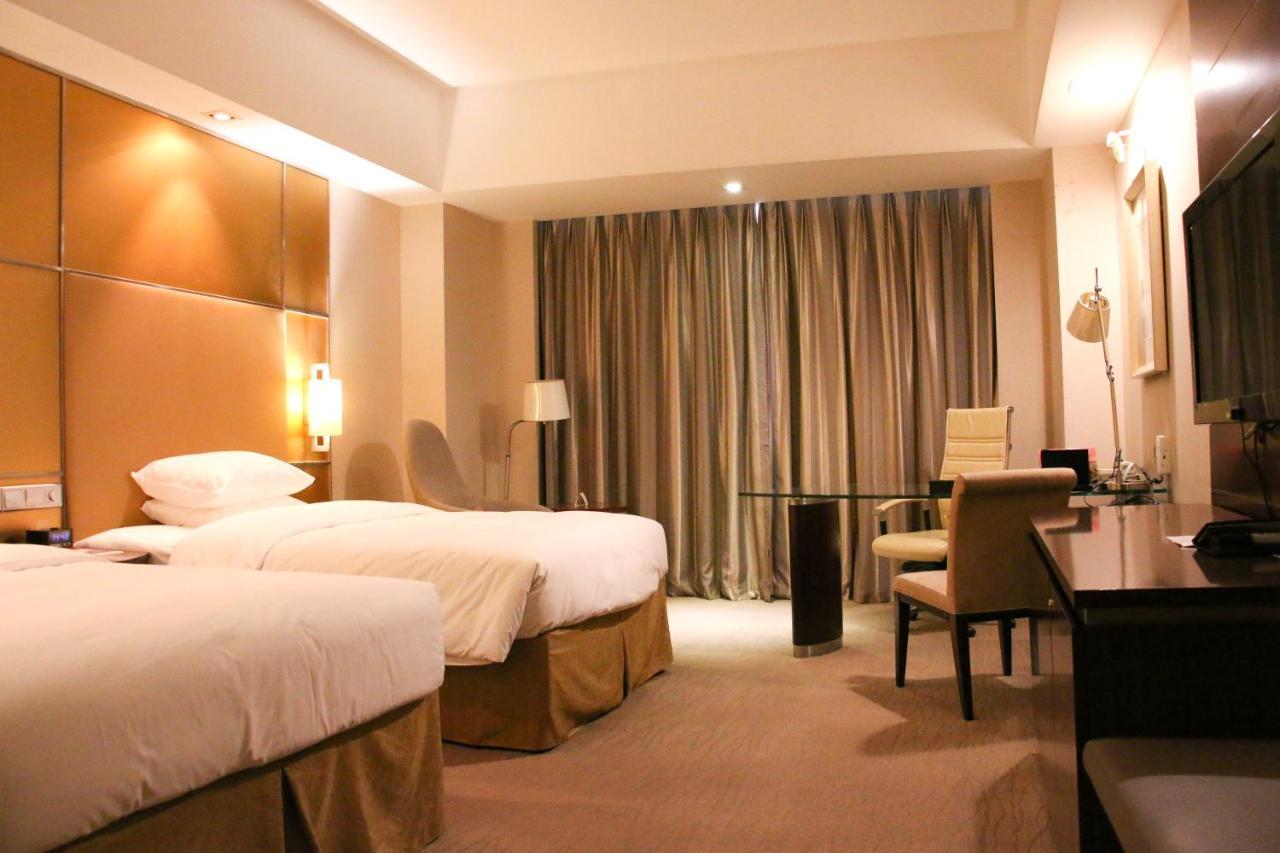 Готель Crowne Plaza Yantai Sea View By Ihg Екстер'єр фото