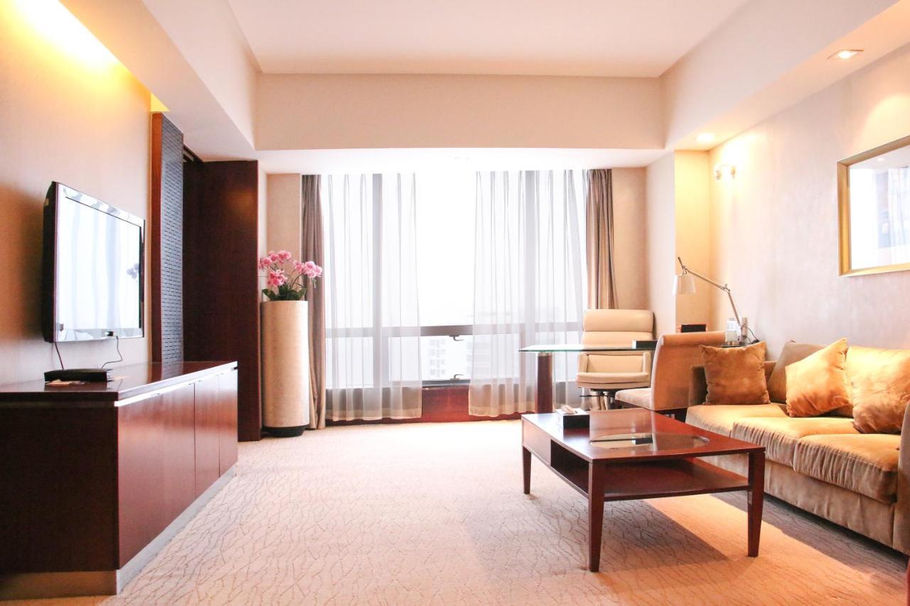 Готель Crowne Plaza Yantai Sea View By Ihg Екстер'єр фото