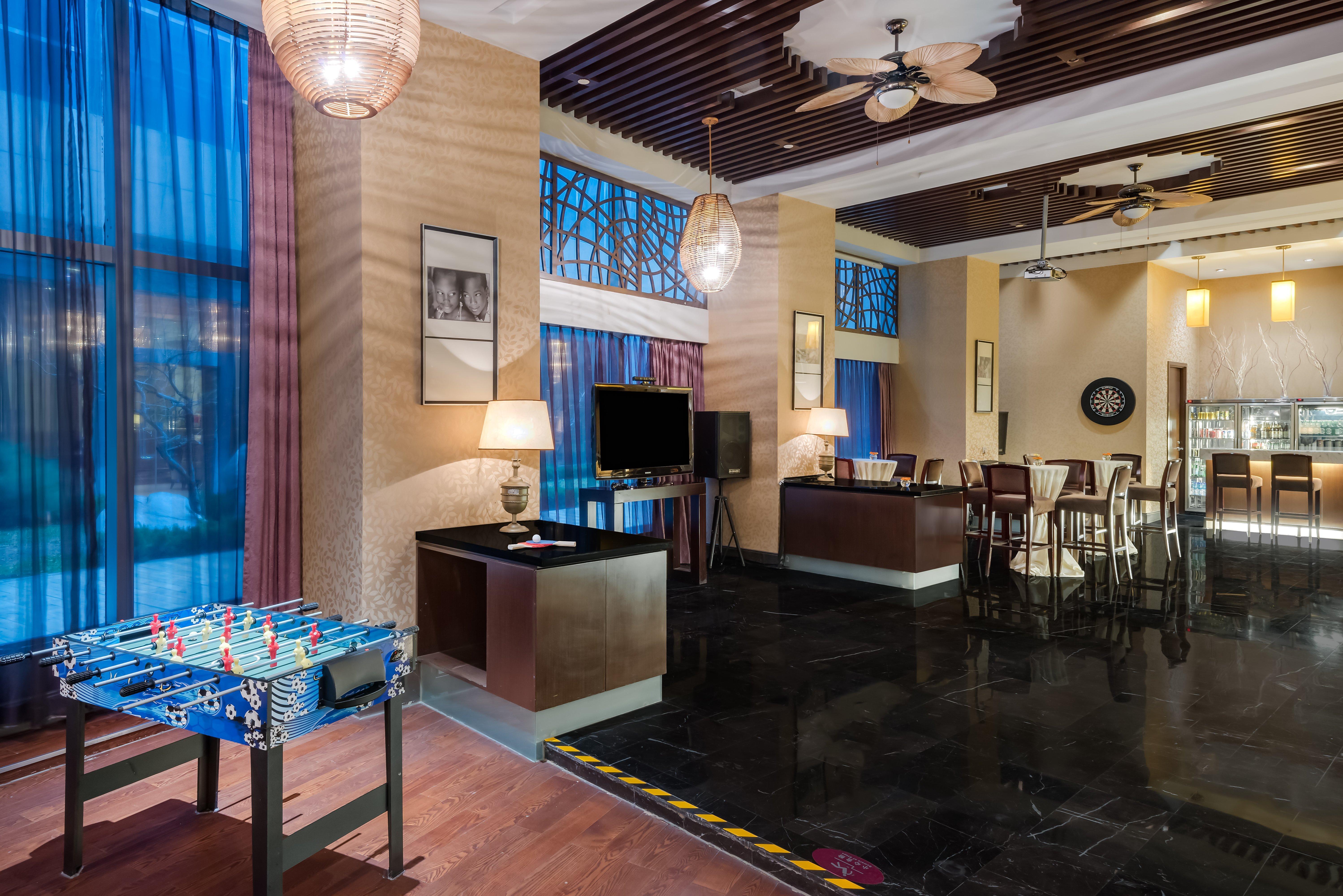 Готель Crowne Plaza Yantai Sea View By Ihg Екстер'єр фото