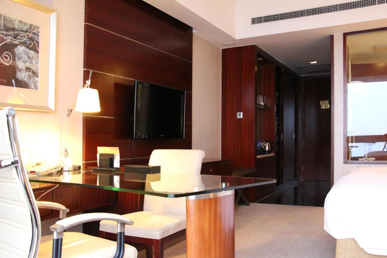 Готель Crowne Plaza Yantai Sea View By Ihg Екстер'єр фото