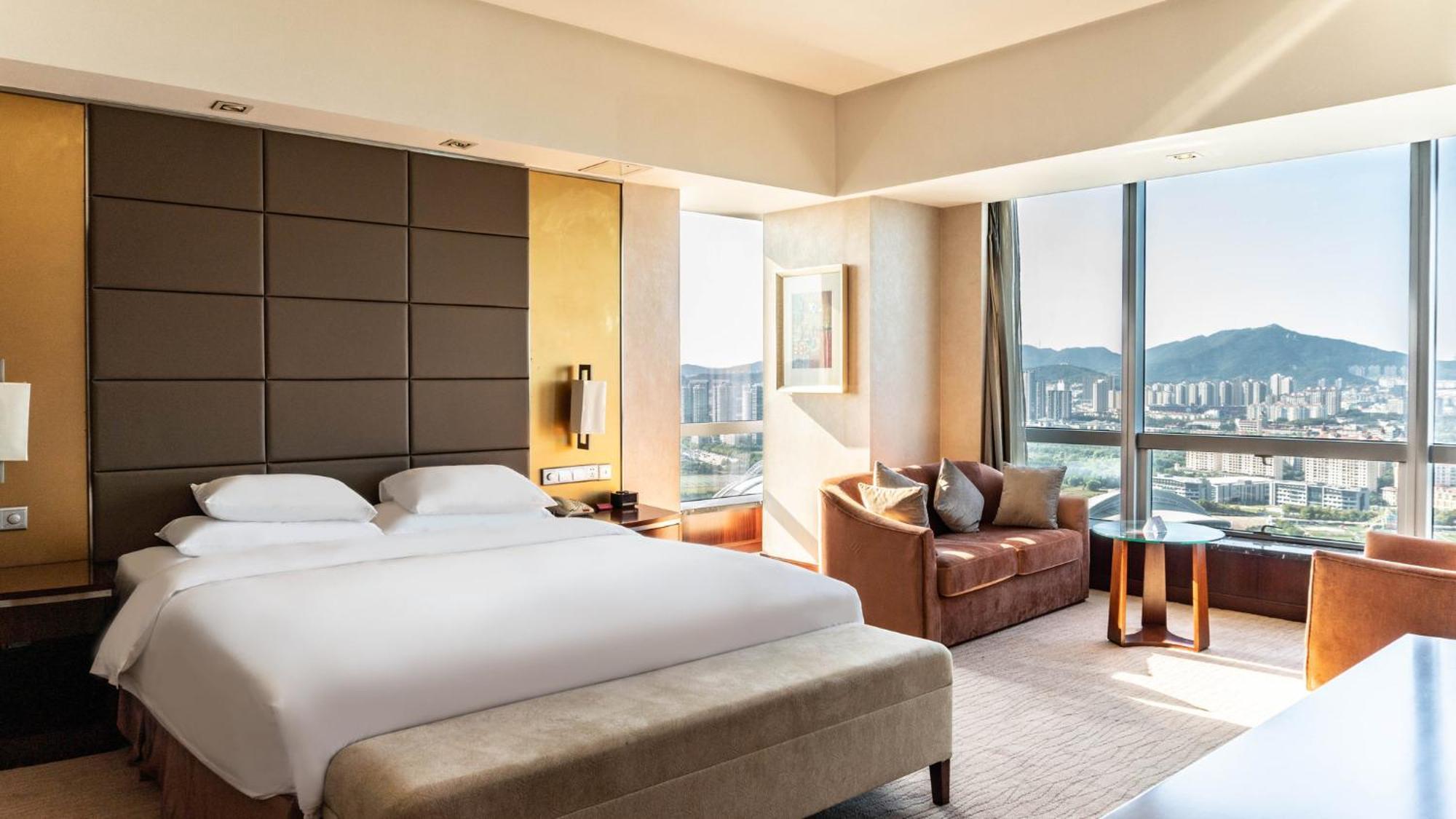 Готель Crowne Plaza Yantai Sea View By Ihg Екстер'єр фото